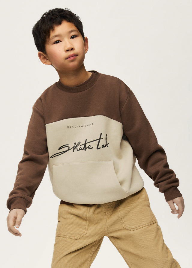 Pullover blocking sin capucha niño, Mayoral, modelo 7403, en color Chocolate